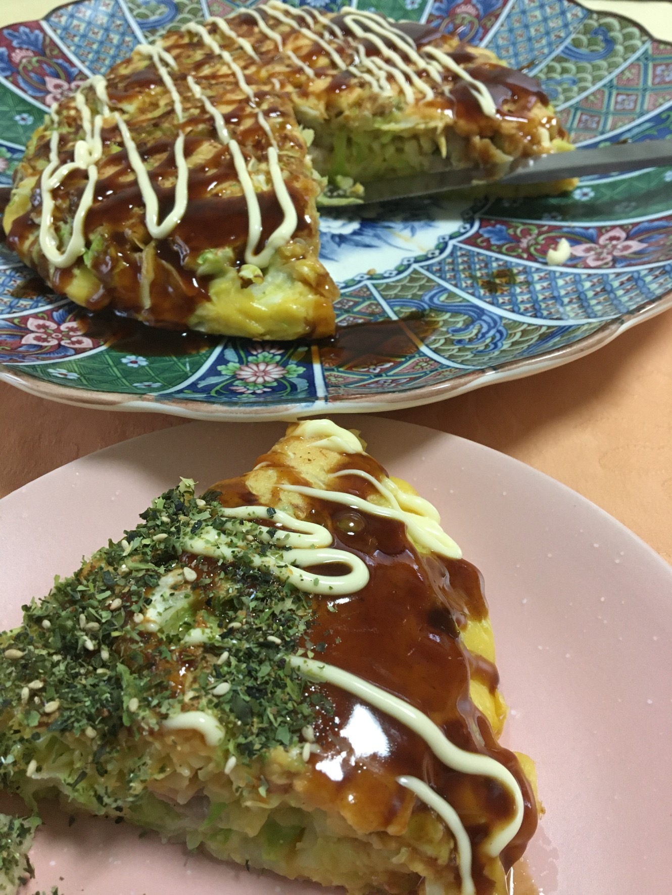 12月6日のお昼ごはん(肉うどんとお好み焼き)