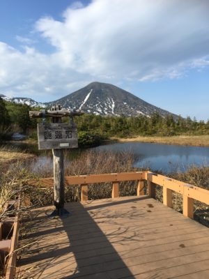 5月20日のお昼ごはん(カワヨグリーン牧場レストランと青森県八甲田連峰 睡蓮沼)