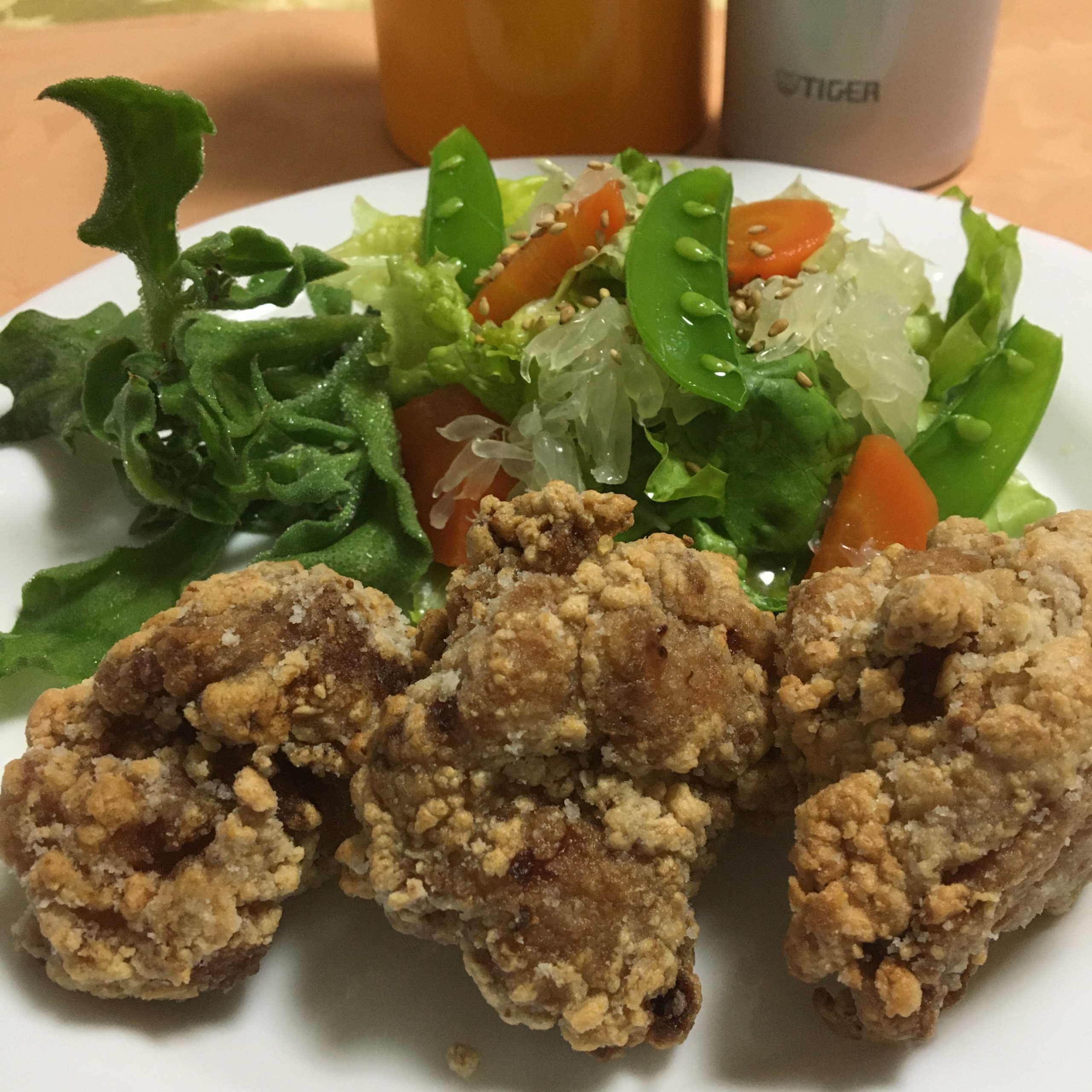 6月12日の晩ごはん(鰹のタタキ、茗荷と生姜の酢の物、グレープフルーツサラダ)