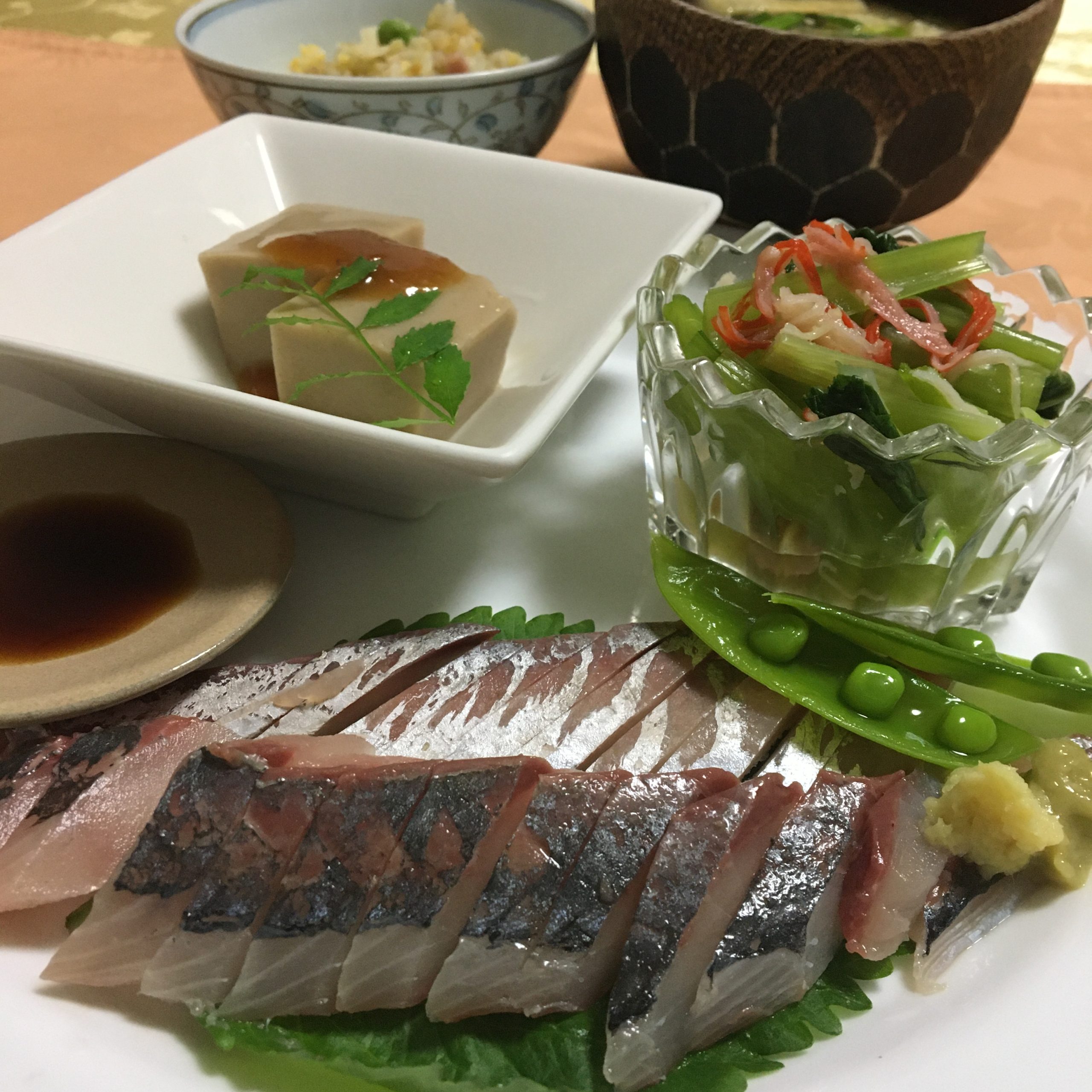 6月18日の晩ごはん(鰺のお刺身、鰺の南蛮漬)