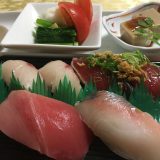 6月16日の晩ごはん(テイクアウトの握り寿司、シマアジ、ヒラマサ)